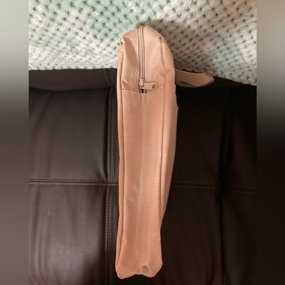 Beige Zippered Briefcase/Document Bag with Two Compartments. NWOT - Picture 2 of 9